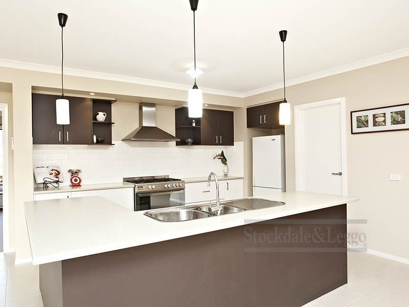 19 Rising Sun Parade, Tarneit VIC 3029