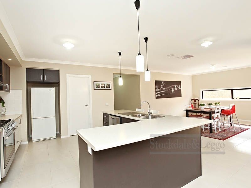 19 Rising Sun Parade, Tarneit VIC 3029