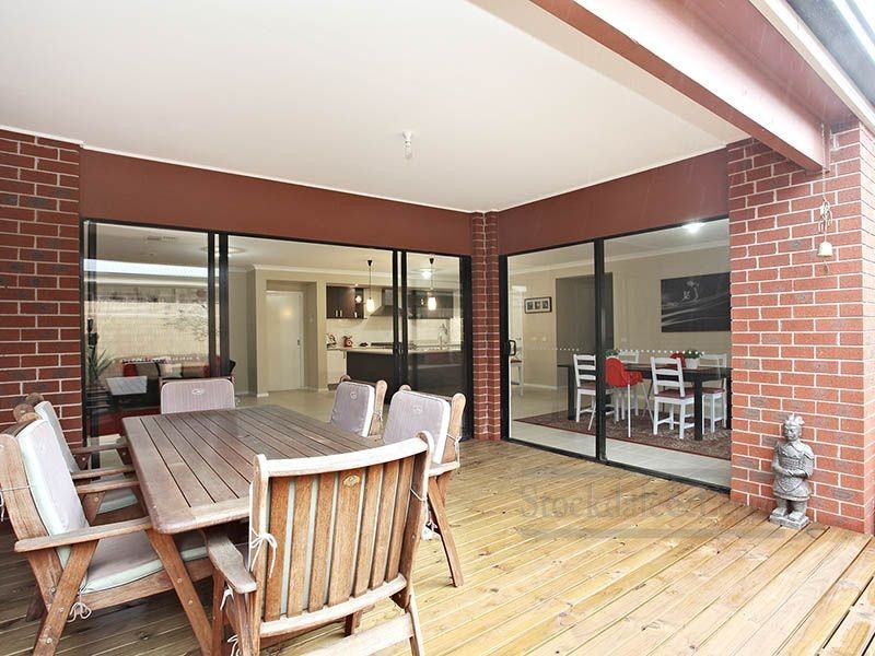 19 Rising Sun Parade, Tarneit VIC 3029
