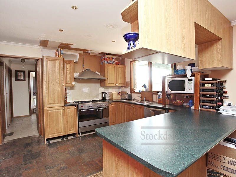 10 Thelma Court, Werribee VIC 3030