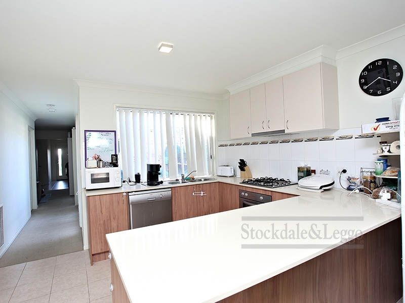 26 Misty Meadows Grove, Truganina VIC 3029