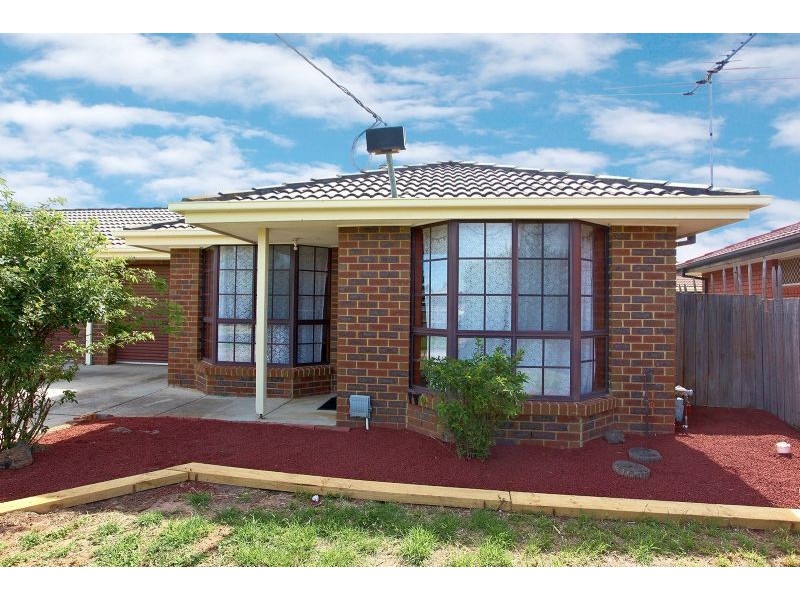 1/6 Pitta Close, Werribee VIC 3030