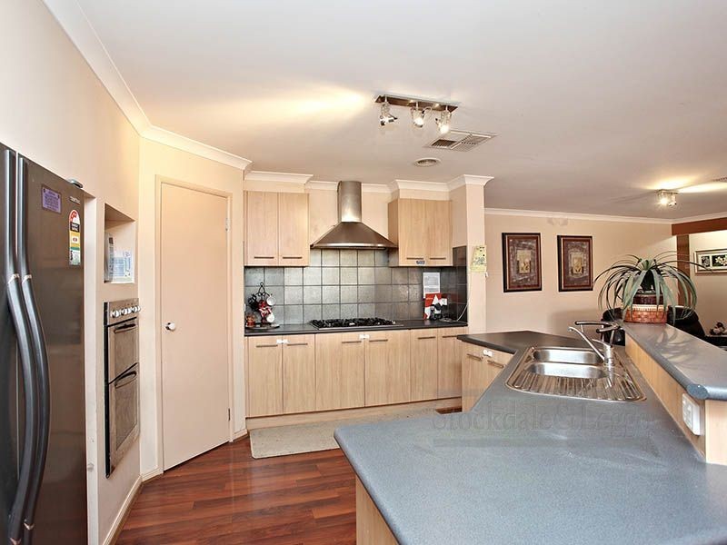 8 Ellesmere Court, Truganina VIC 3029