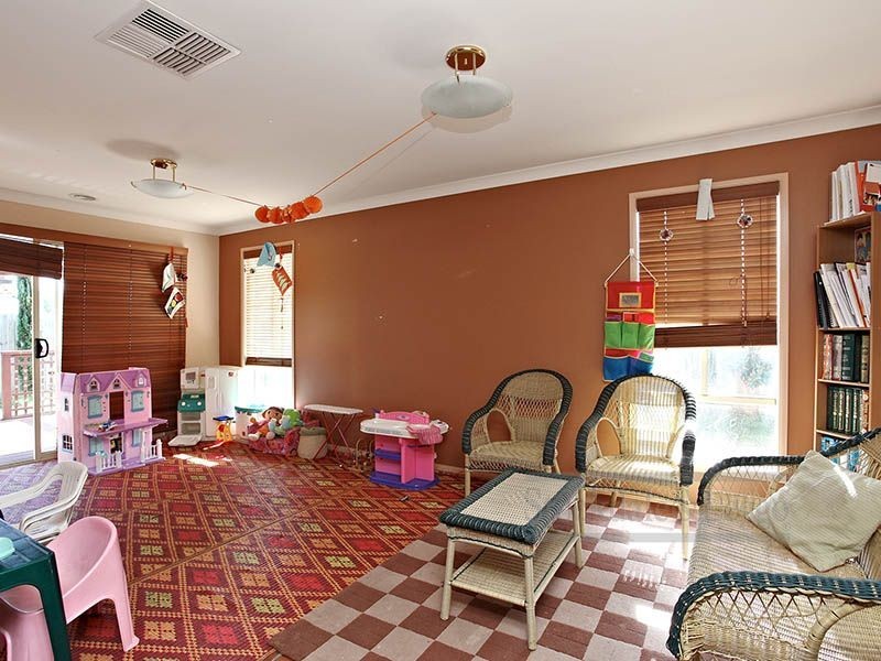 8 Ellesmere Court, Truganina VIC 3029