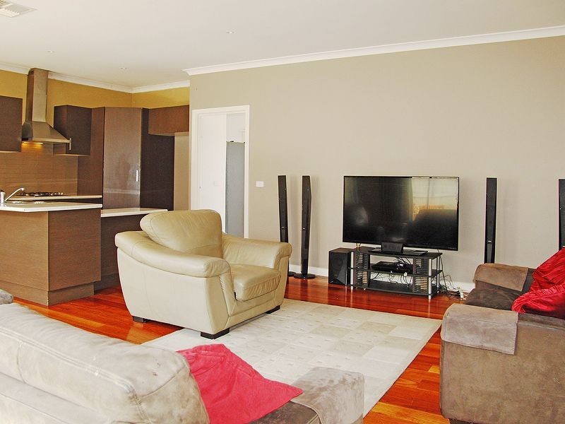 5 Whitehouse Avenue, Truganina VIC 3029