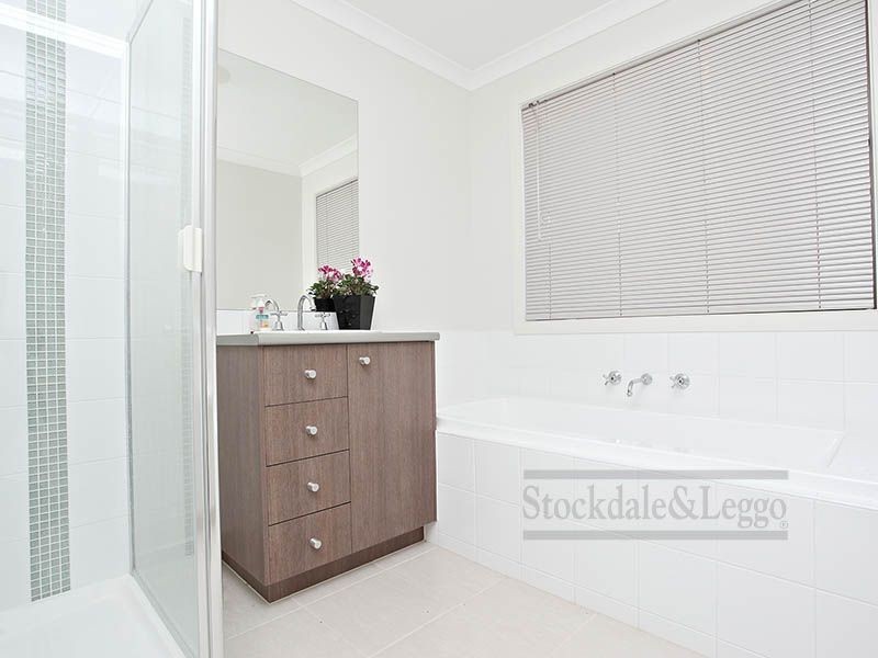 21 Isabella Way, Tarneit VIC 3029