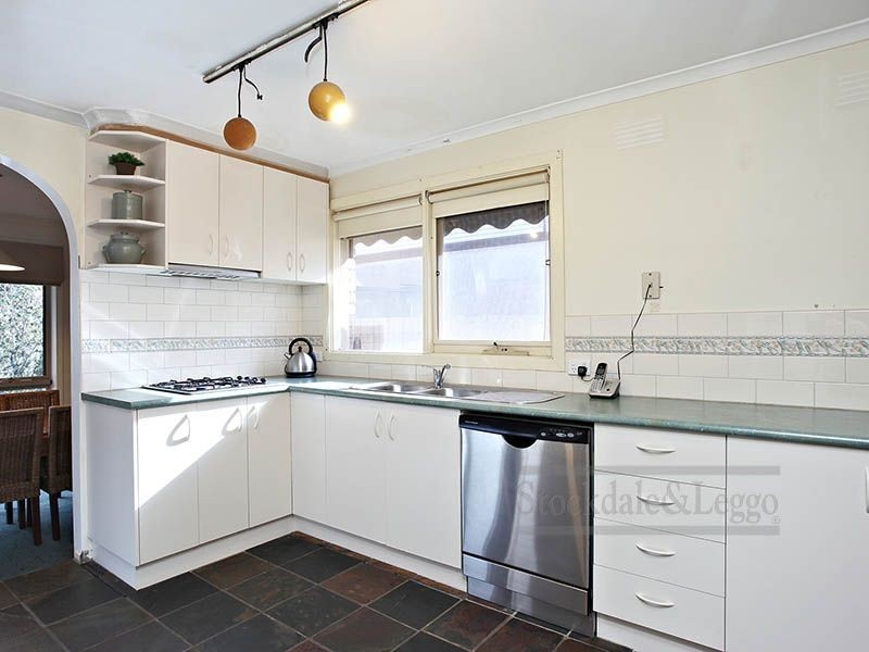 2 Pinaroo Court, Wyndham Vale VIC 3024