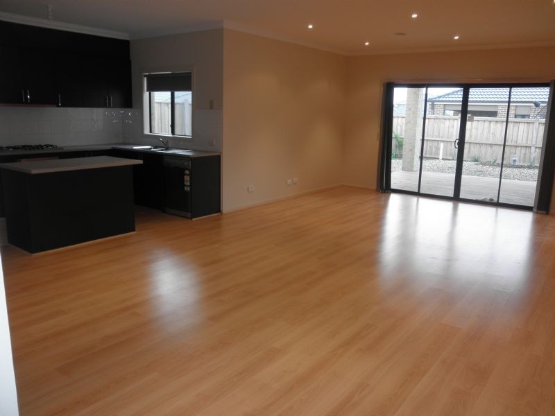 31 Oceanwave Parade, Point Cook VIC 3030