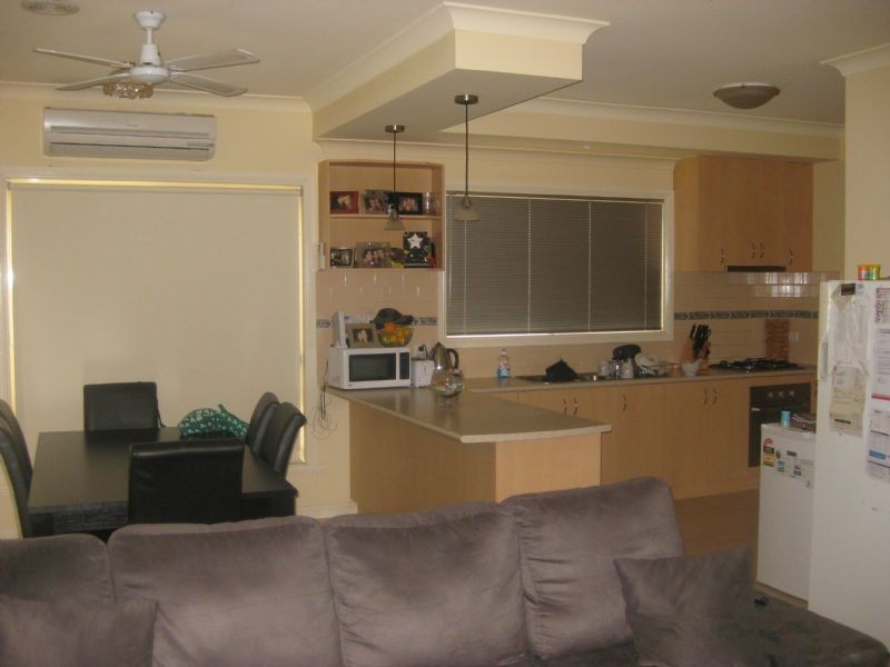 2/1 Governer Close, Tarneit VIC 3029