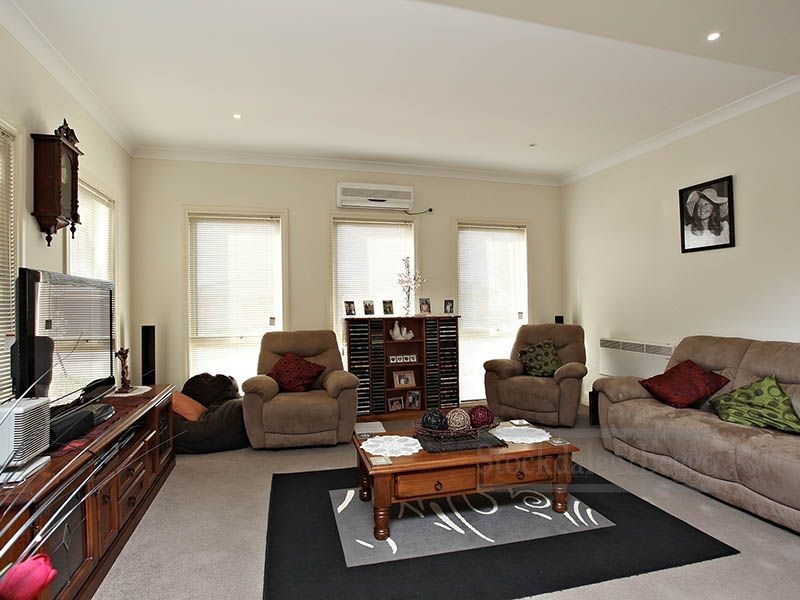 1/21 Hooker Road, Werribee VIC 3030