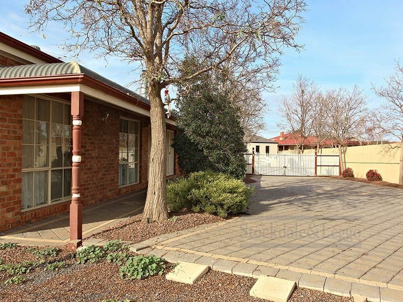 5 Janice Court, Werribee VIC 3030