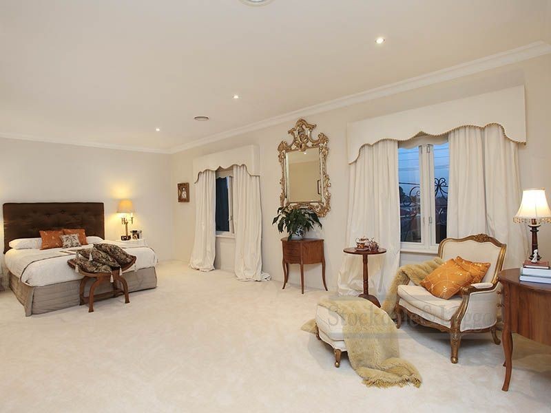 16 Westleigh Drive, Werribee VIC 3030