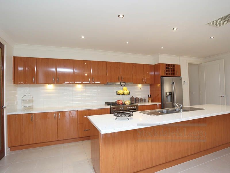 10 Yankos Drive, Werribee VIC 3030