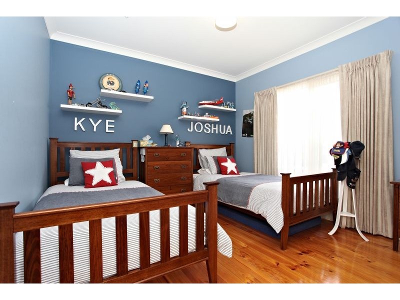98 Wattle Ave, Werribee VIC 3030
