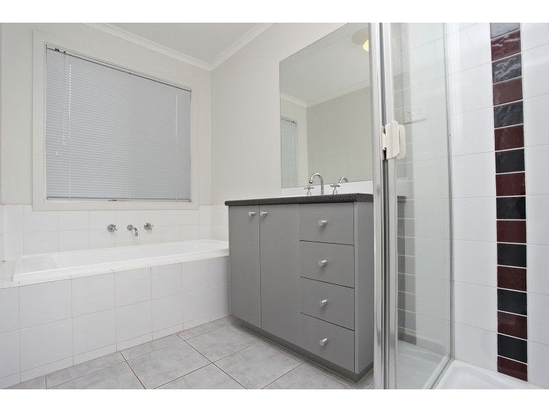 15 Giselle Grove, Tarneit VIC 3029