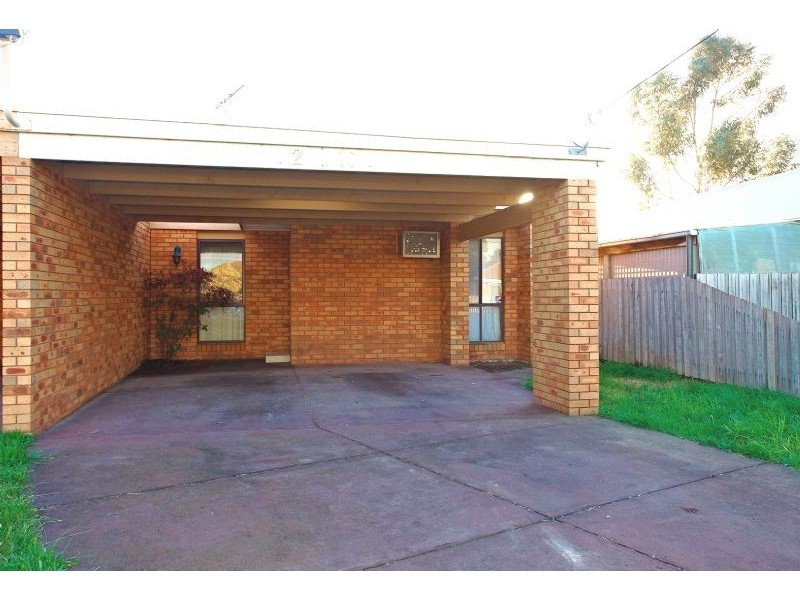 2/10 Croxley Close, Wyndham Vale VIC 3024