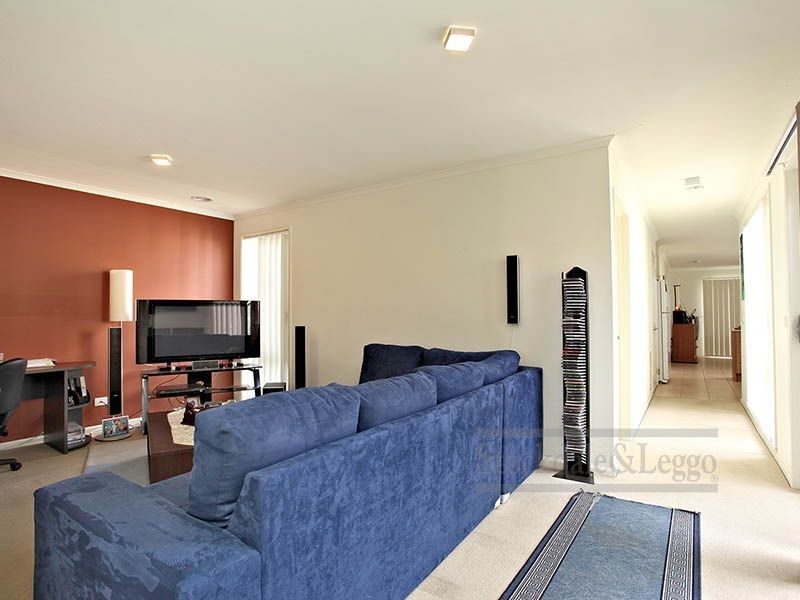 18 Stony Brook Way, Truganina VIC 3029