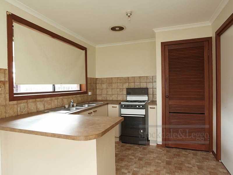 2 Perkins Ave, Hoppers Crossing VIC 3029