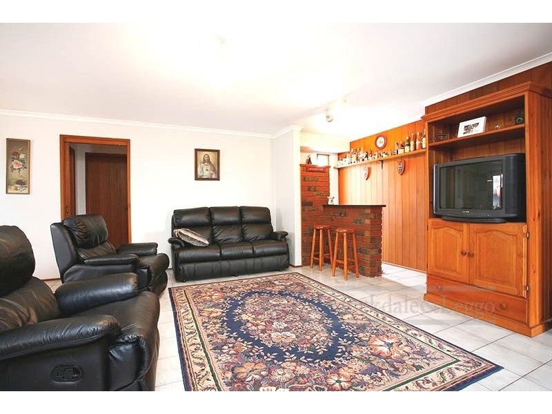 3 Hunter Ave, Hoppers Crossing VIC 3029