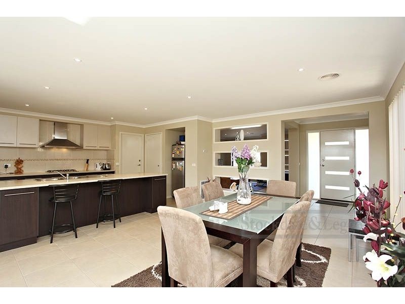 13 Gunyong Cres, Wyndham Vale VIC 3024