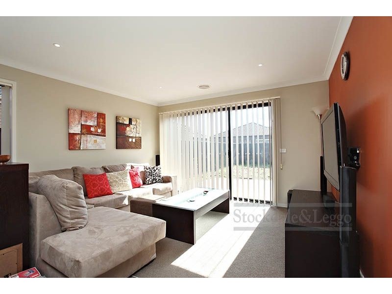 13 Gunyong Cres, Wyndham Vale VIC 3024