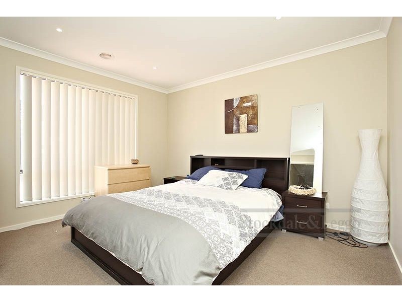 13 Gunyong Cres, Wyndham Vale VIC 3024