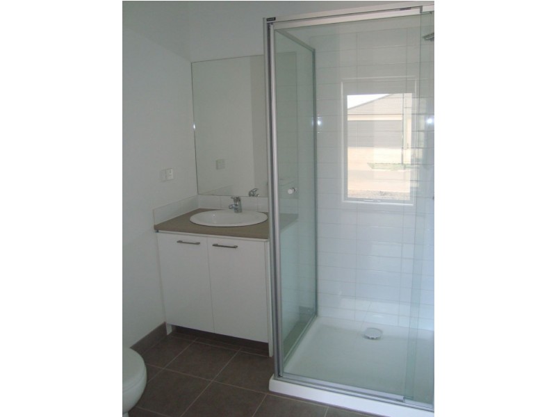 9 Beltana Crescent, Tarneit VIC 3029