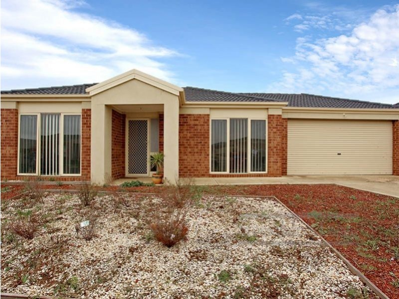 15 Bridlepath Drive, Truganina VIC 3029