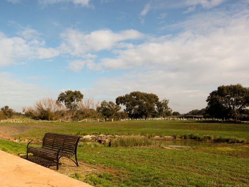 40 PROMINENCE BOULEVARD, Tarneit VIC 3029
