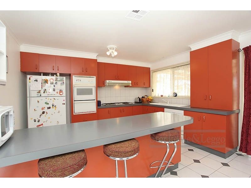 2 Brolga Court, Werribee VIC 3030