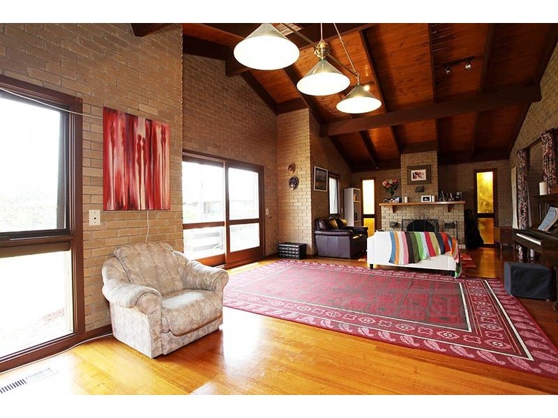 4 Terrigal Court, Werribee VIC 3030