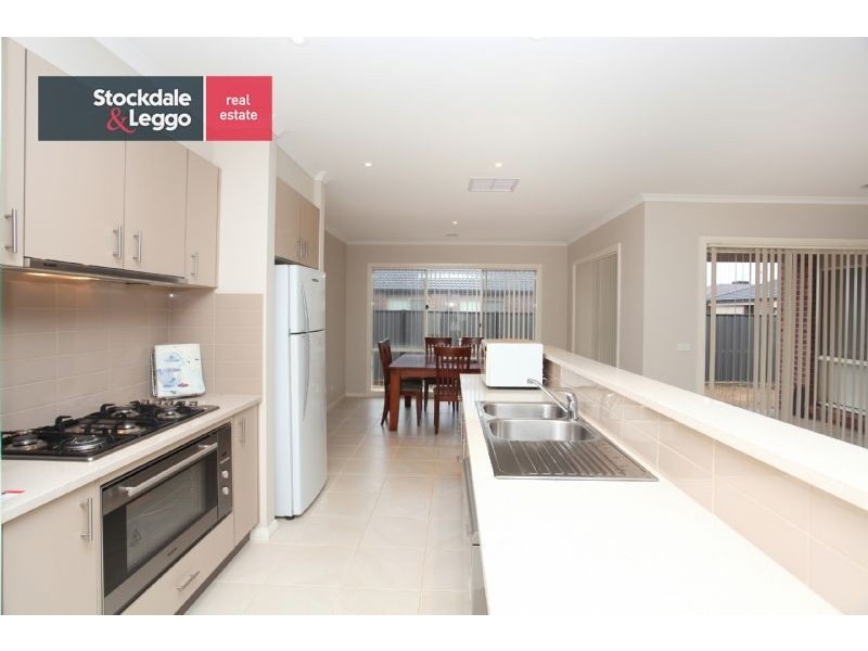 34 Nighthawk Road, Tarneit VIC 3029