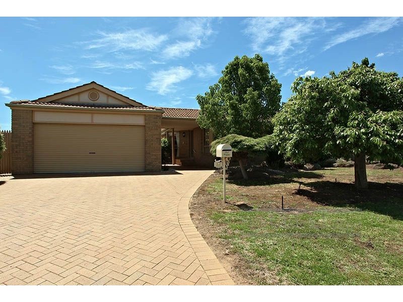 22 Hopetoun Road, Werribee VIC 3030