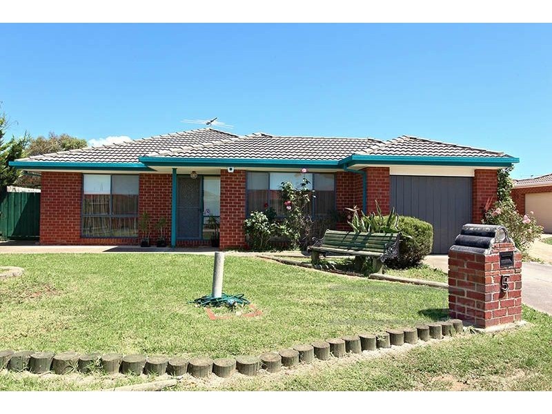5 Guyenne Court, Hoppers Crossing VIC 3029