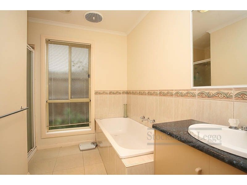 25 Harmony Drive, Tarneit VIC 3029