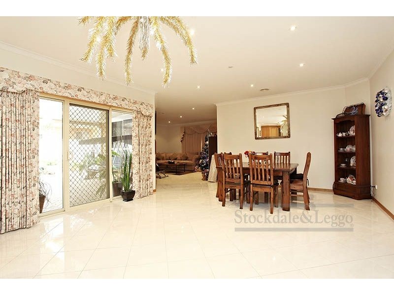 9 St Michael Drive, Tarneit VIC 3029