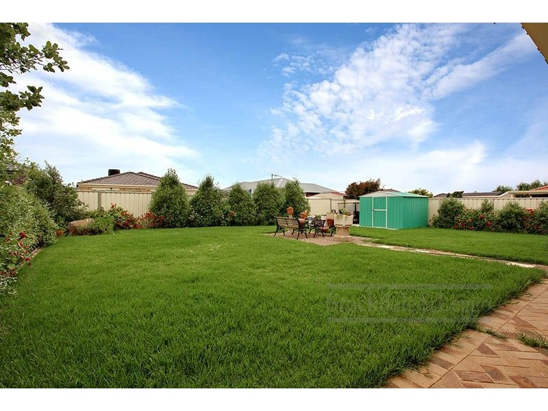 9 St Michael Drive, Tarneit VIC 3029