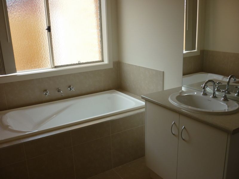 80 James Cook Drive, Truganina VIC 3029