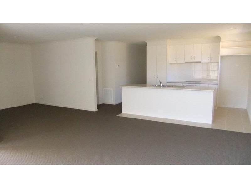 80 James Cook Drive, Truganina VIC 3029
