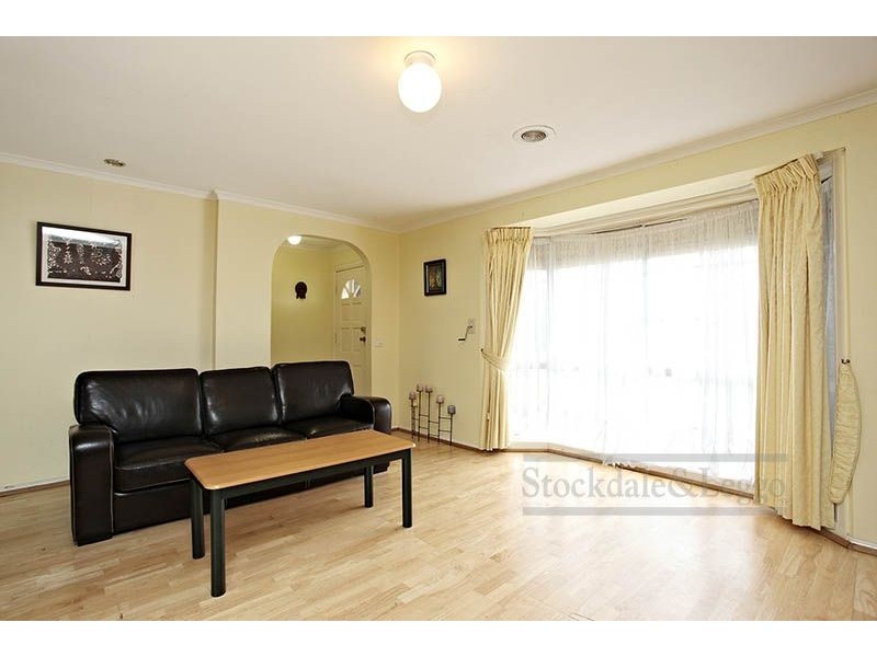 6 Dotterel Court, Werribee VIC 3030