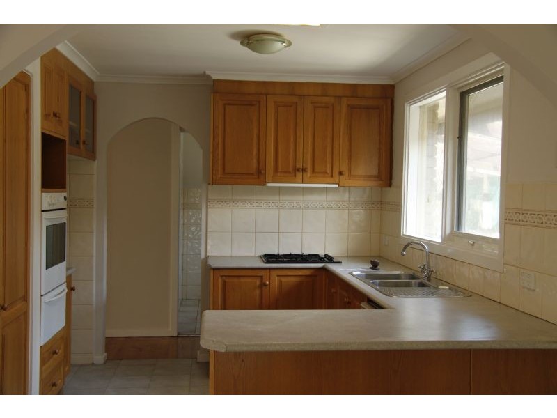 33 Hampstead Drive, Hoppers Crossing VIC 3029