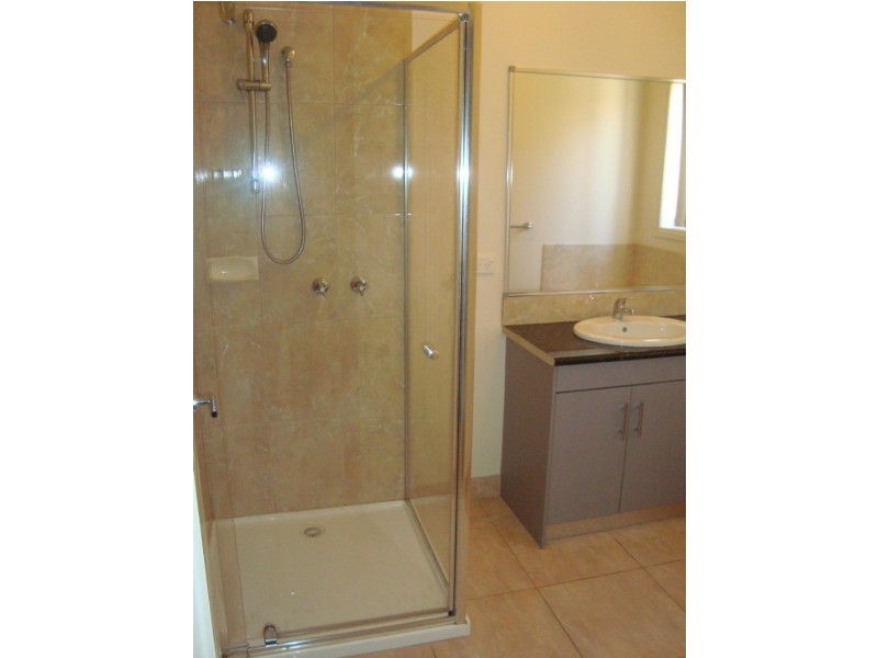 10 Corfu Avenue, Tarneit VIC 3029