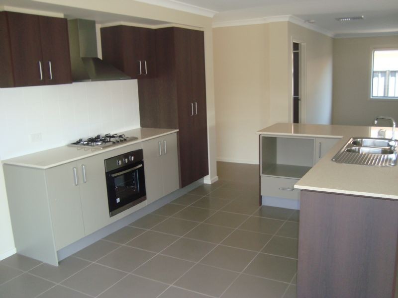 15 Begonia Road, Tarneit VIC 3029