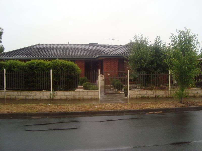 76 Bellbridge Drive, Hoppers Crossing VIC 3029