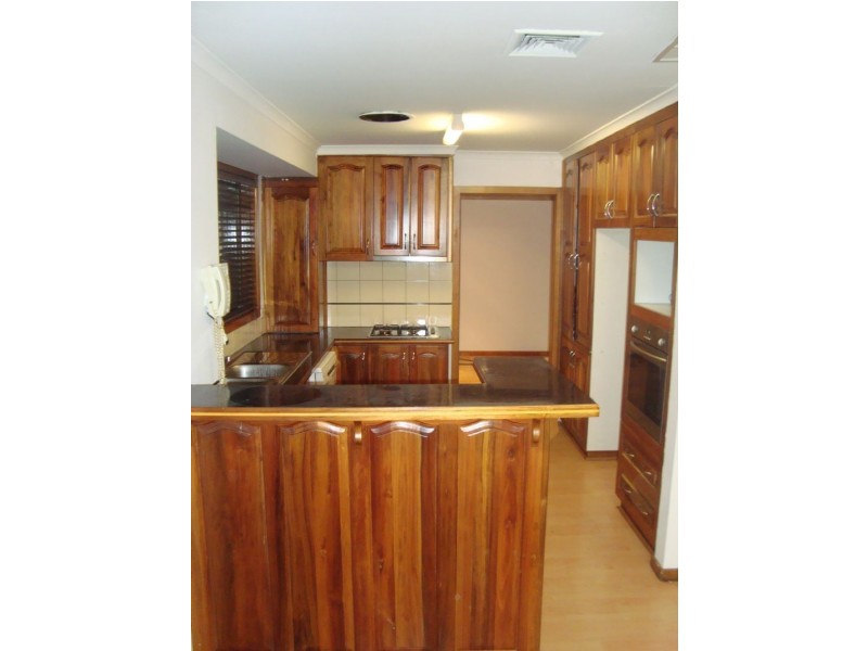 76 Bellbridge Drive, Hoppers Crossing VIC 3029