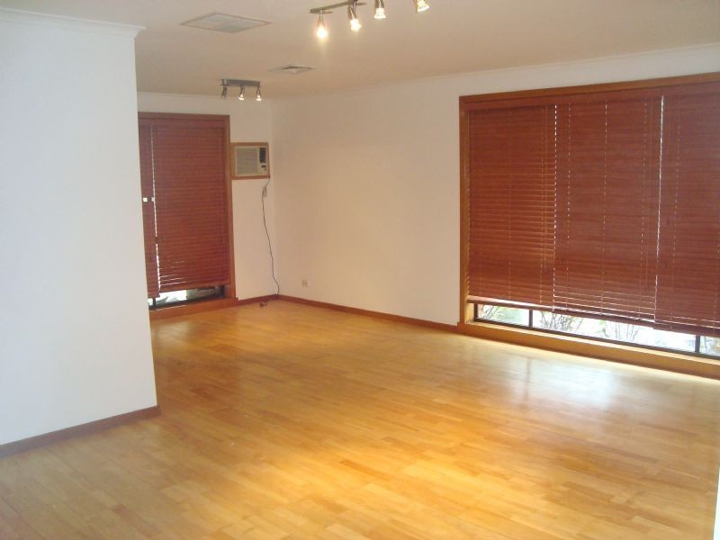 76 Bellbridge Drive, Hoppers Crossing VIC 3029