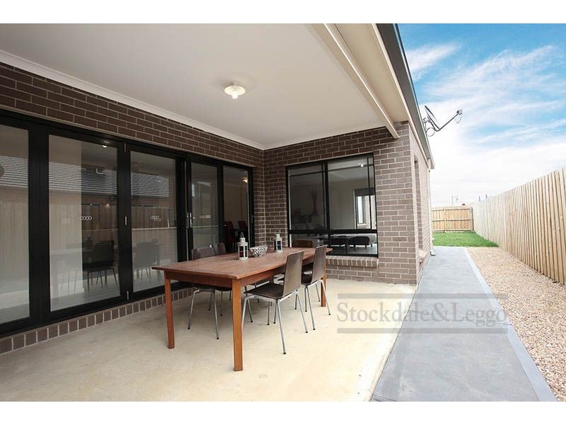 37 Memphis Drive, Truganina VIC 3029