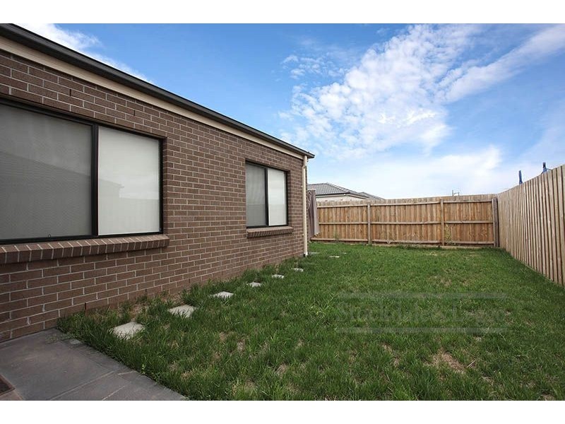 37 Memphis Drive, Truganina VIC 3029