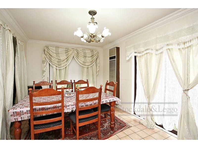 4 Sier Avenue, Hoppers Crossing VIC 3029