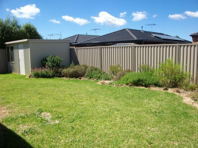 6 Harrow Place, Truganina VIC 3029